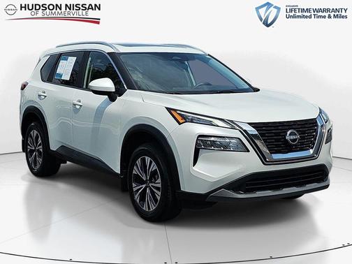 White 2023 Nissan Rogue SV