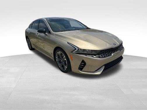 2021 Kia K5 EX