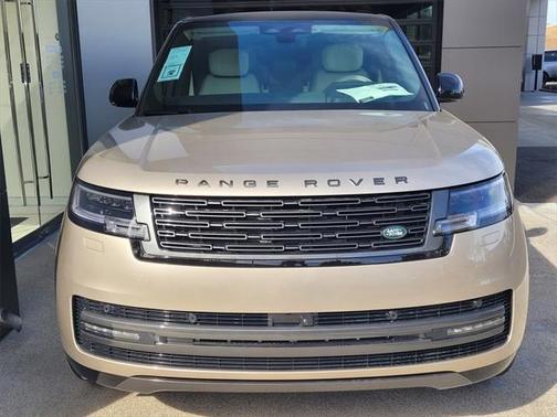 2025 Land Rover Range Rover P550e Autobiography