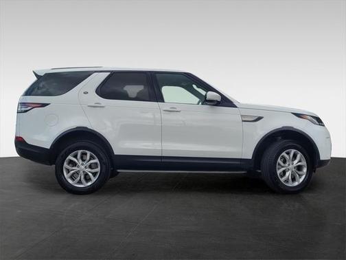 2018 Land Rover Discovery SE
