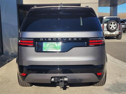 2025 Land Rover Discovery P360 Dynamic SE