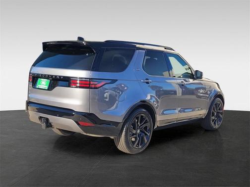 2025 Land Rover Discovery P360 Dynamic SE