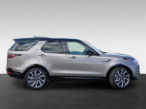 2025 Land Rover Discovery P300 Dynamic SE