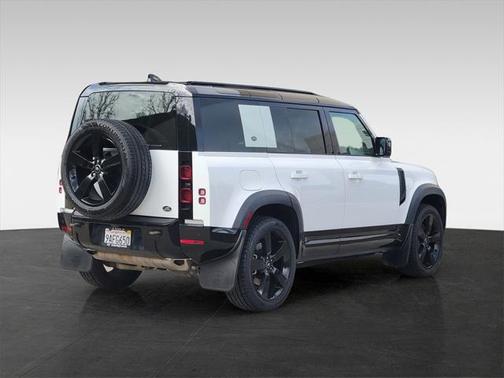 2022 Land Rover Defender 110 X-Dynamic HSE