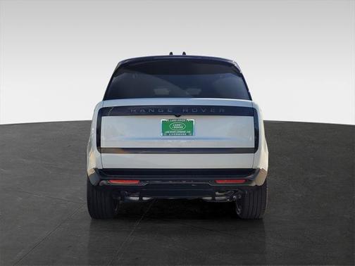 2025 Land Rover Range Rover P530 SE