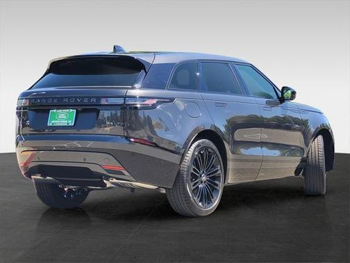 2026 Land Rover Range Rover Velar P250 SE R-Dynamic