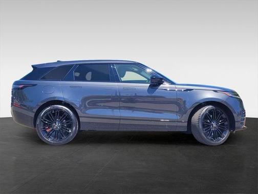 2026 Land Rover Range Rover Velar P250 SE R-Dynamic