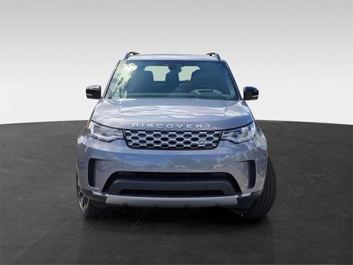 2025 Land Rover Discovery P300 S