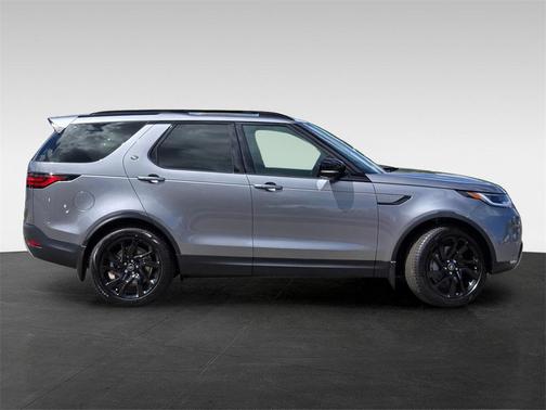 2025 Land Rover Discovery P300 S