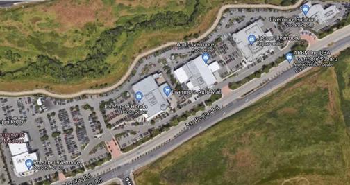 2024 Land Rover Defender 130 P400 X-Dynamic SE