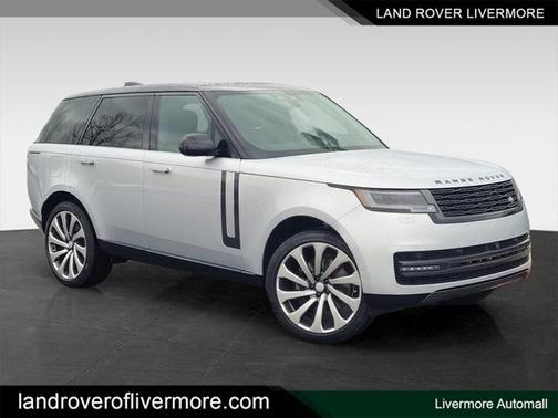 2025 Land Rover Range Rover P530 SE