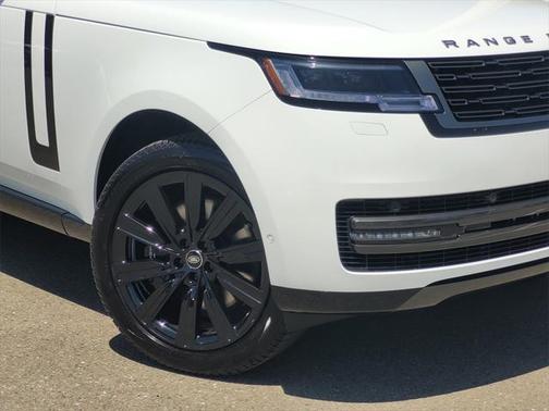 2025 Land Rover Range Rover P530 SE 7 Seat