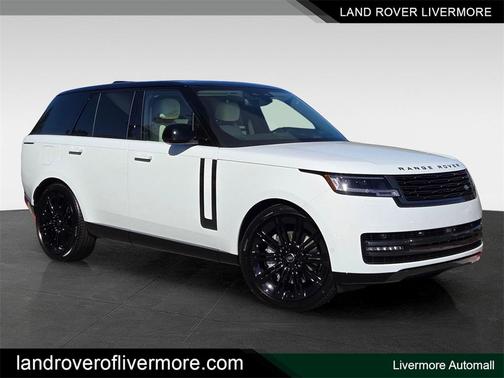 2025 Land Rover Range Rover P530 SE