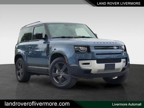2023 Land Rover Defender 90 SE