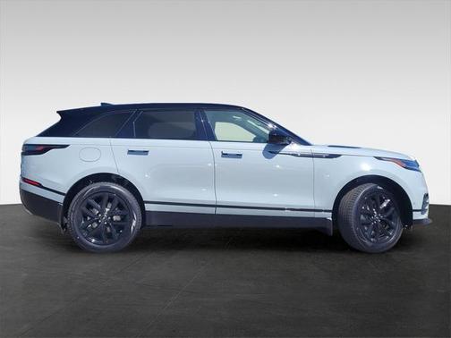 2026 Land Rover Range Rover Velar P250 SE R-Dynamic