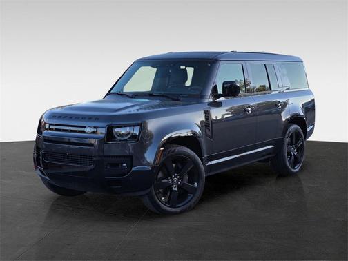2025 Land Rover Defender 130 P400 X-Dynamic SE