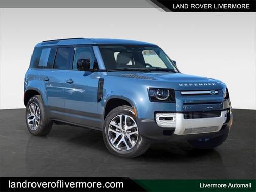 2025 Land Rover Defender 110 P300