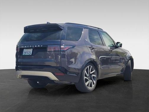 2024 Land Rover Discovery P360 Metropolitan Edition