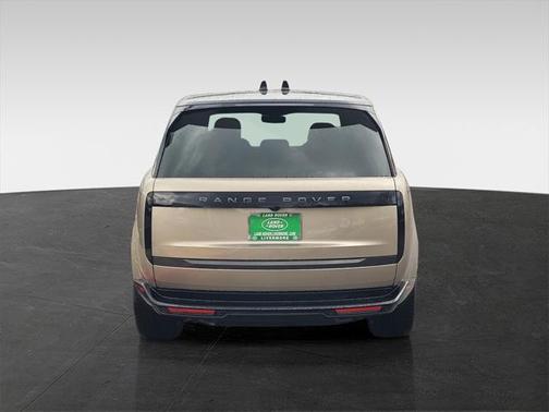 2025 Land Rover Range Rover P530 SE