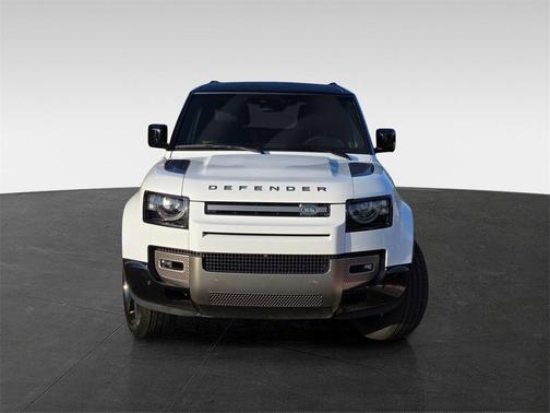 2025 Land Rover Defender 90 P400 X-Dynamic SE