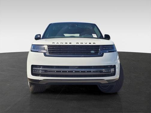 2025 Land Rover Range Rover P530 SE 7 Seat