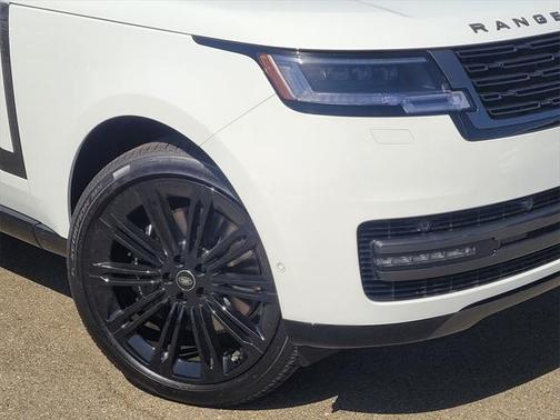 2025 Land Rover Range Rover P530 SE 7 Seat