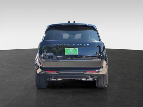 2025 Land Rover Range Rover P400 SE 7 Seat
