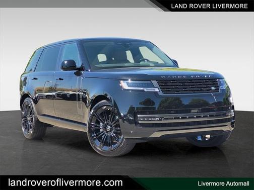 2025 Land Rover Range Rover P400 SE 7 Seat