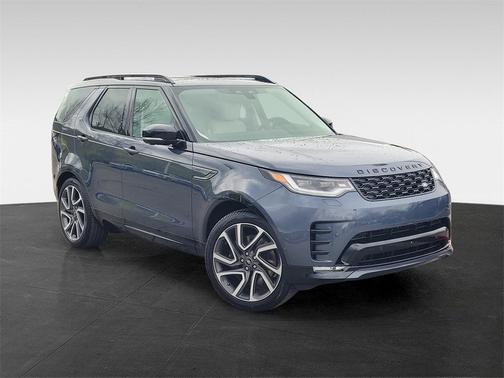 2025 Land Rover Discovery P360 Dynamic SE