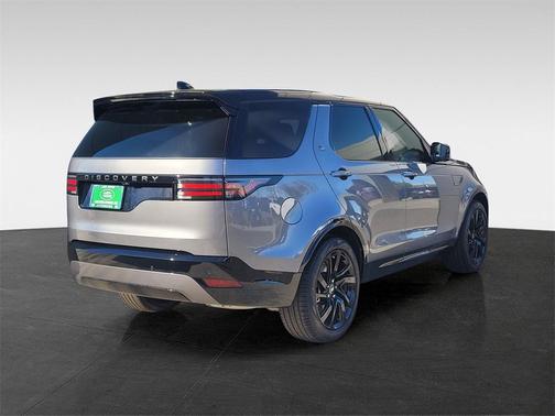 2025 Land Rover Discovery P300 Dynamic SE