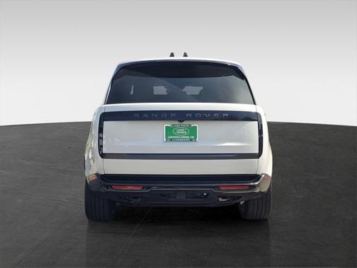 2024 Land Rover Range Rover P530 SE