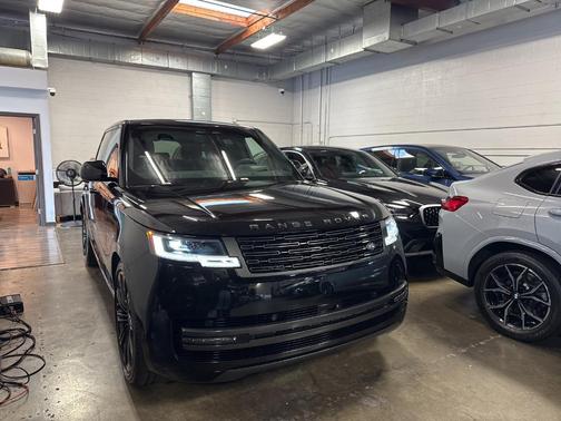 2024 Land Rover Range Rover P530 SE