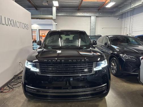 2024 Land Rover Range Rover P530 SE