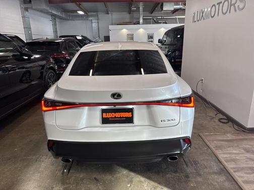 2023 Lexus IS 300 Base