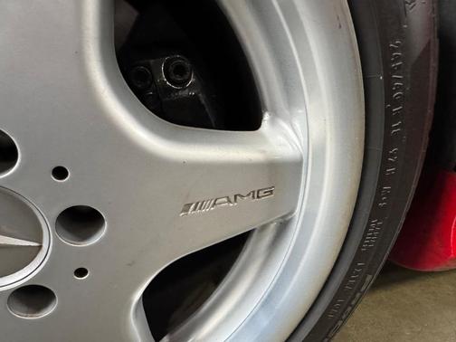 2001 Mercedes-Benz SL-Class Base