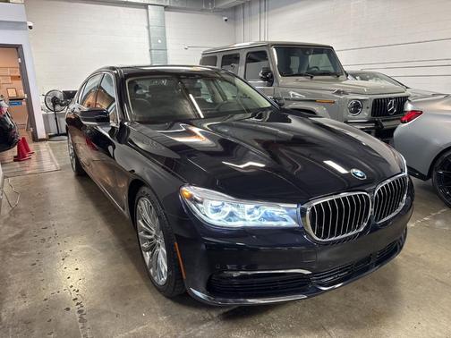 Azurite Black Metallic 2018 BMW 750 i