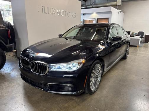 Azurite Black Metallic 2018 BMW 750 i