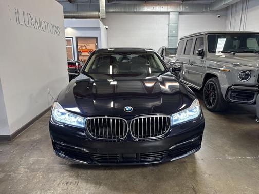 Azurite Black Metallic 2018 BMW 750 i