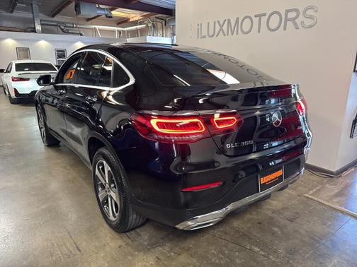 2022 Mercedes-Benz GLC 300 4MATIC Coupe