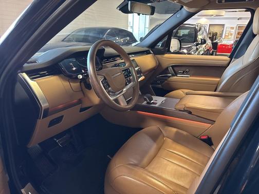 2025 Land Rover Range Rover P530 SE 7 Seat
