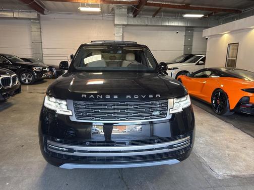 2025 Land Rover Range Rover P530 SE 7 Seat