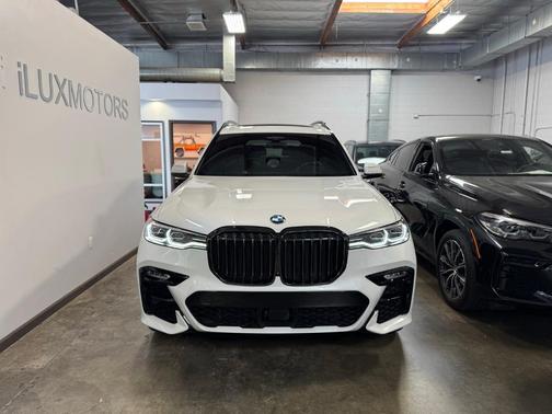 2022 BMW X7 xDrive40i