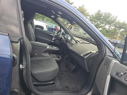 2025 BMW iX xDrive50