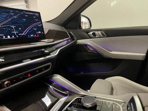 2024 BMW X6 xDrive40i