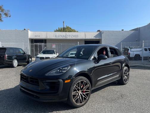 2022 Porsche Macan S