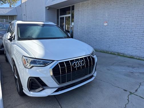 2021 Audi Q3 45 S line Premium