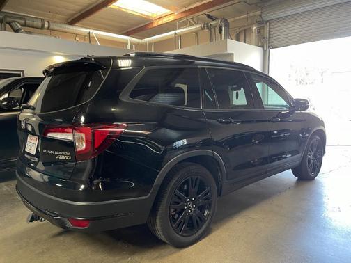 2020 Honda Pilot Black Edition
