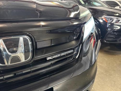 2020 Honda Pilot Black Edition