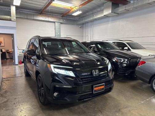 2020 Honda Pilot Black Edition