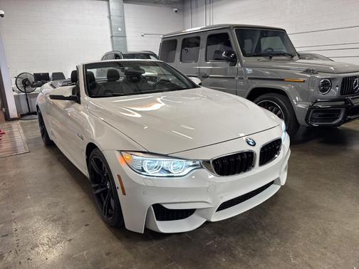 Alpine White 2015 BMW M4 Base